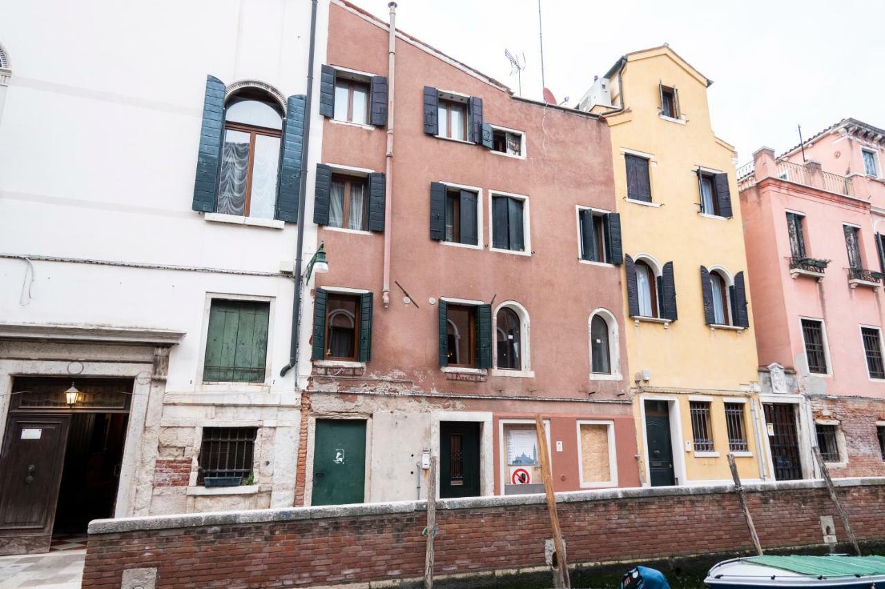 Venice Little Canal Екстериор снимка