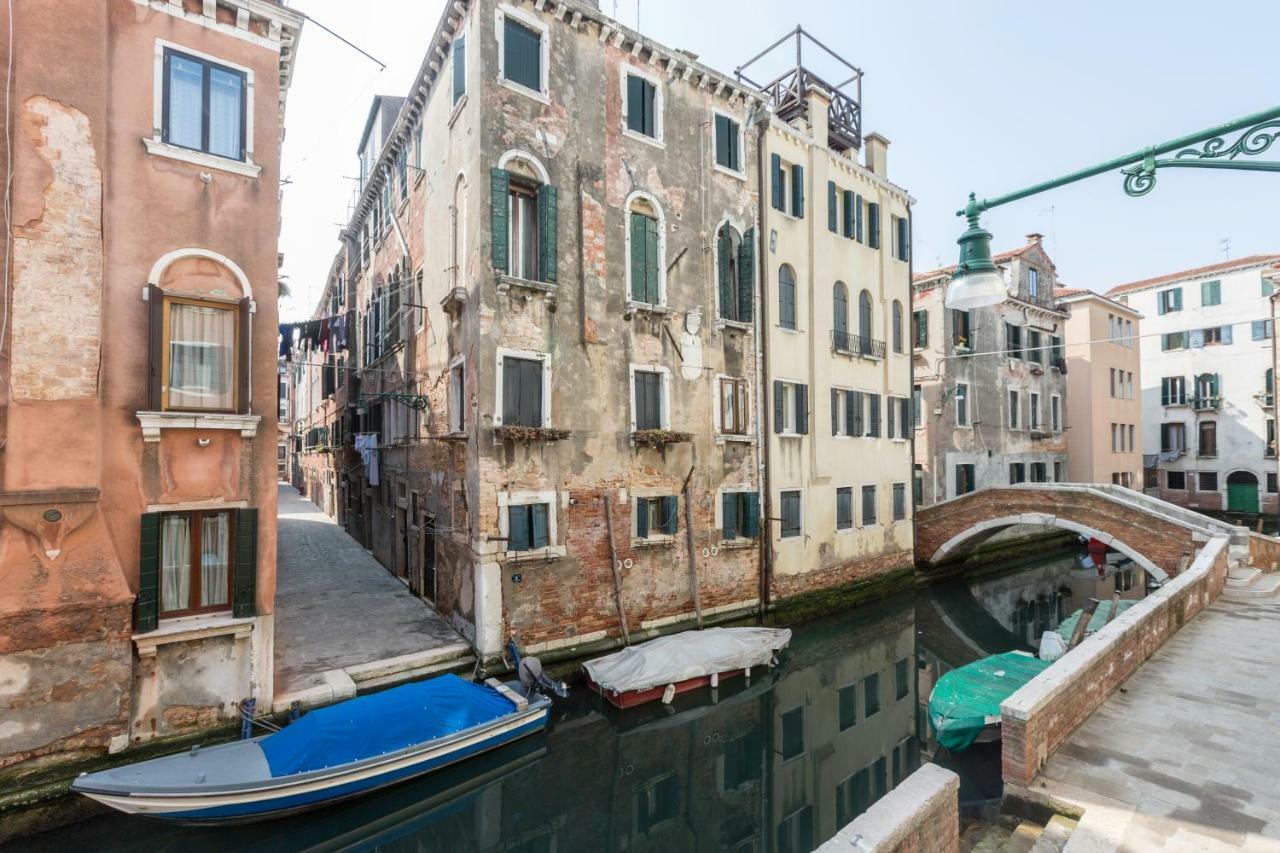 Venice Little Canal Екстериор снимка